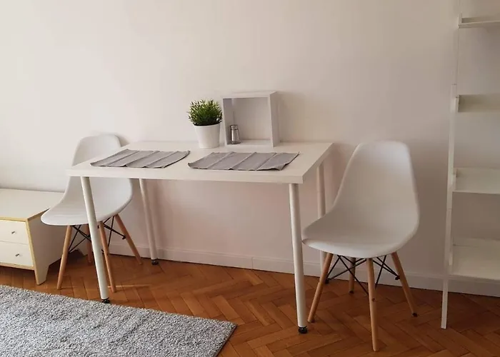 Apartament Plac Trzech Krzyzy